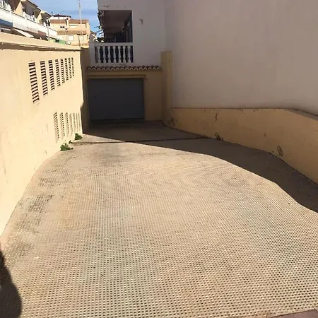 Precioso Adosado Con Parking A 100 Metros De La Playa *