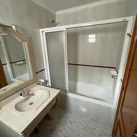 Precioso Adosado Con Parking A 100 Metros De La Playa Holiday home *
